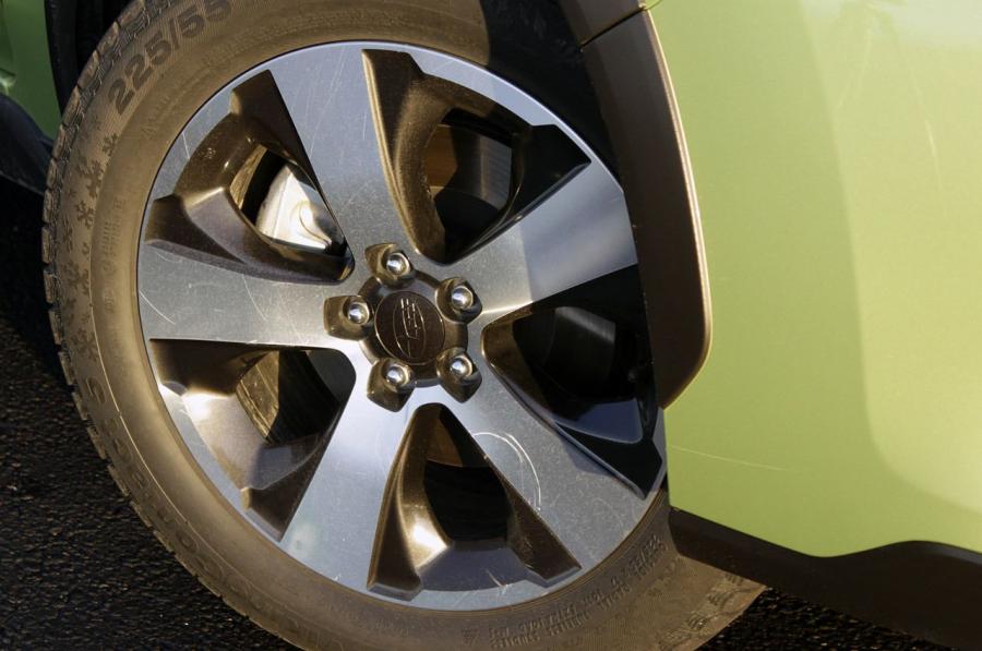  Subaru XV Crosstrek Hybrid 2014 года  (фото 2 из 53)